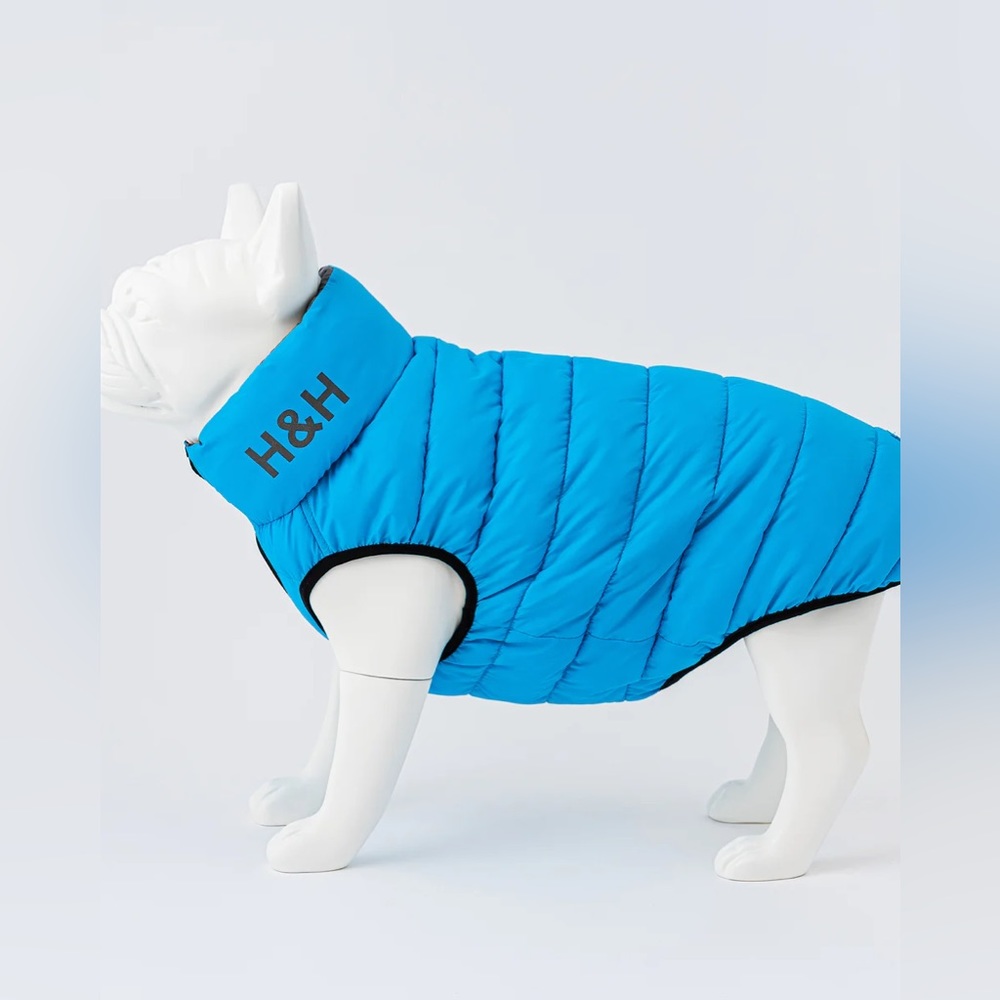 Brand New Hugo & Hudson (H&H) Reversible Dog Puffer Jacket Light Blue and Grey